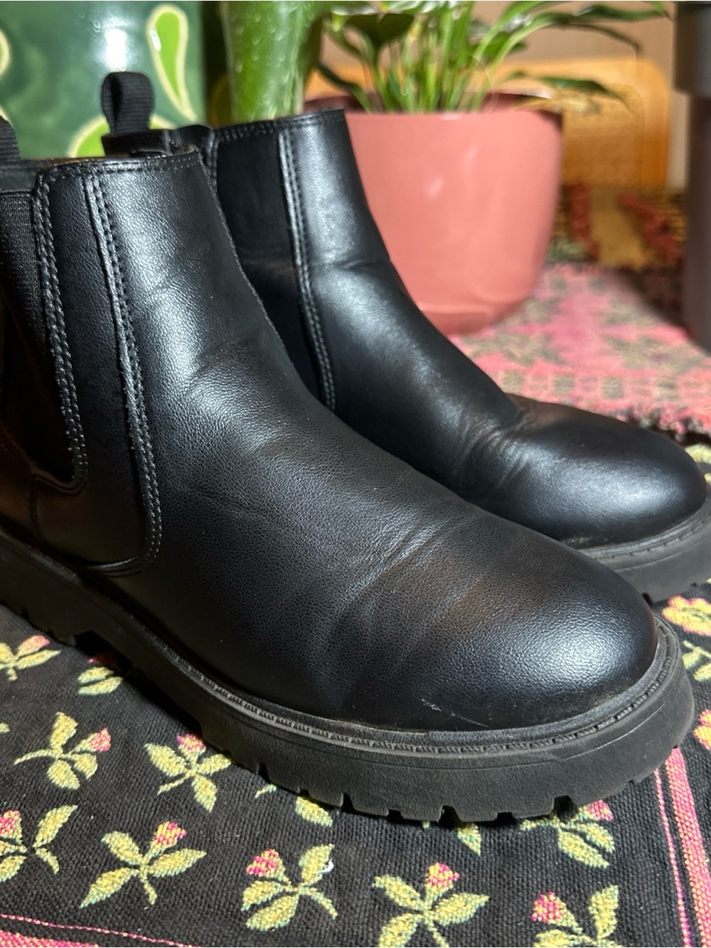 Wonder Nation Girls Kids Size 3 Chelsea Boots Black Lug Sole Slip On Ankle Boots